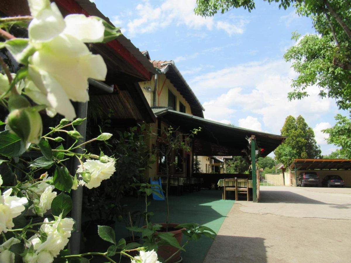 Fogado Otel Palić Dış mekan fotoğraf