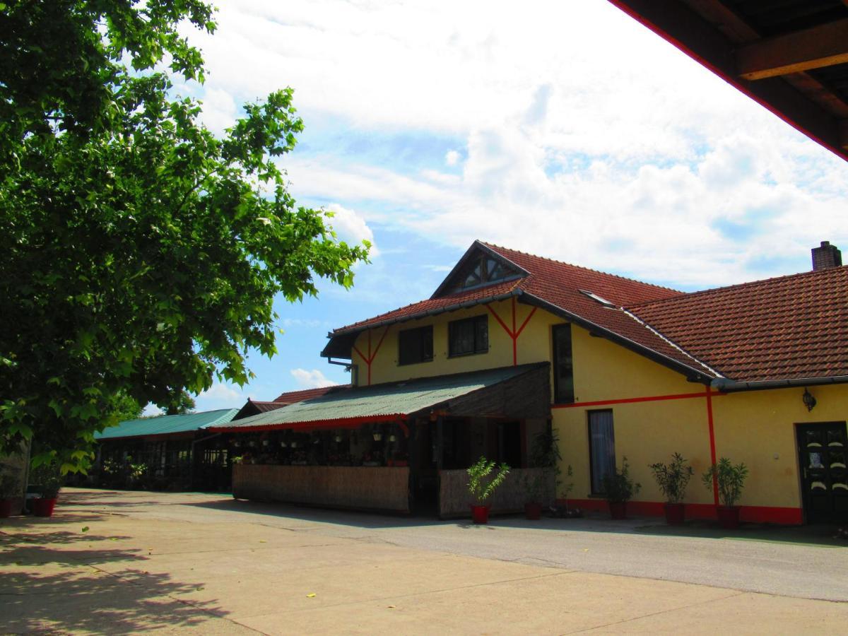 Fogado Otel Palić Dış mekan fotoğraf